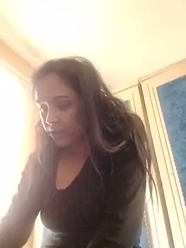 Snapshot of cute_indianxo chatting on 13, 6, 2026 cute indianxo online show from 13, 6, 2026