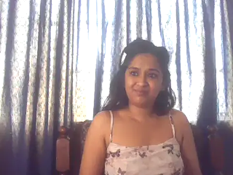 Snapshot of cute_indianxo chatting on 12, 11, 2025 cute indianxo online show from 12, 11, 2025