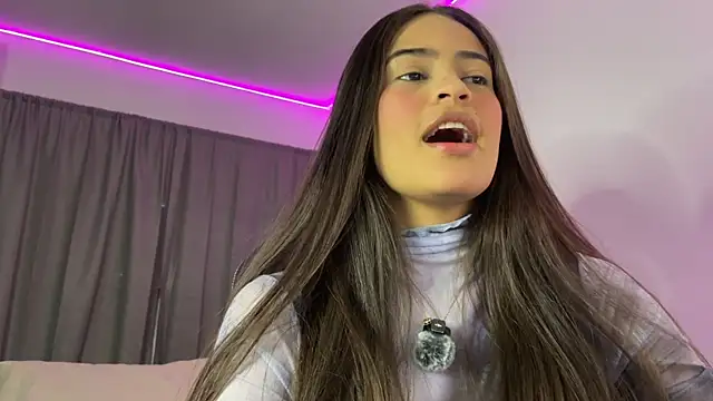 Snapshot of lexie_gray2 chatting on 25, 11, 2025 lexie gray2 online show from 25, 11, 2025