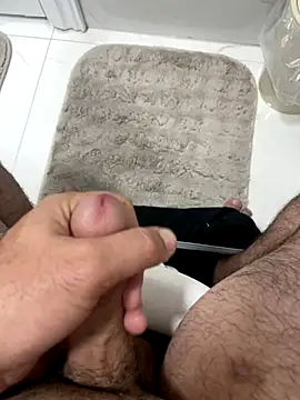 Heros2000 online show from 2, 11, 2025