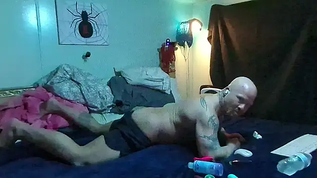 Snapshot of AntMeich6969 chatting on 14, 4, 2026 AntMeich6969 online show from 14, 4, 2026