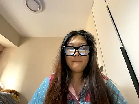 xena0501 online show from 18, 12, 2025