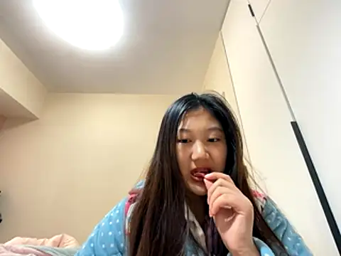 Snapshot of xena0501 chatting on 28, 11, 2025 xena0501 online show from 28, 11, 2025