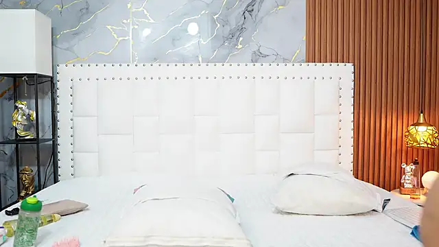 cutepetitee online show from 6, 5, 2026