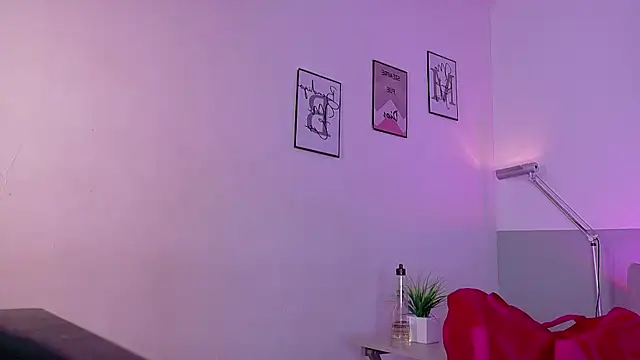 cutepetitee online show from 28, 5, 2026