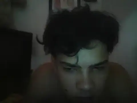 Snapshot of dani_titan320 chatting on 26, 10, 2025 dani titan320 online show from 26, 10, 2025