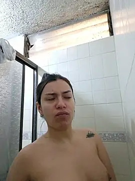 AmaiaSalvatore online show from 17, 4, 2026