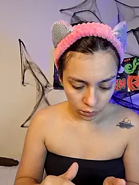 AmaiaSalvatore online show from 30, 10, 2025