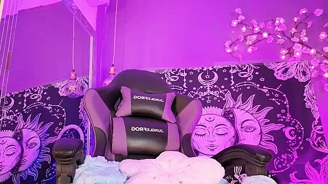 Gaia Gatex online show from 12, 2, 2026