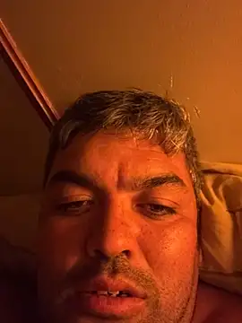 Snapshot of alinbaiatulr chatting on 19, 9, 2025 alinbaiatulr online show from 19, 9, 2025