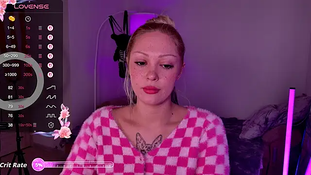 Snapshot of LeksaCandy chatting on 27, 11, 2025 LeksaCandy online show from 27, 11, 2025