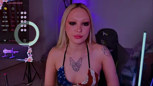 Snapshot of LeksaCandy chatting on 9, 11, 2025 LeksaCandy online show from 9, 11, 2025