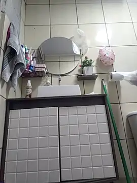 dyjaA online show from 10, 3, 2026