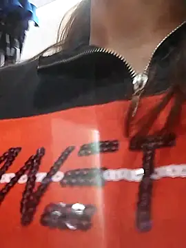 dyjaA online show from 4, 11, 2025