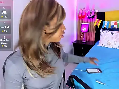 Pauline Fox online show from 13, 7, 2026