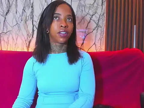 Pauline Fox online show from 12, 11, 2025