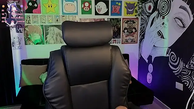 Yuhwan  online show from 27, 11, 2025