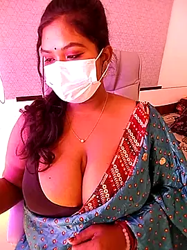 Snapshot of Cutee_Amrita chatting on 13, 6, 2026 Cutee Amrita online show from 13, 6, 2026