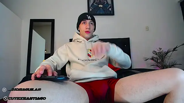 Snapshot of santiago_cutex chatting on 12, 10, 2025 santiago cutex online show from 12, 10, 2025