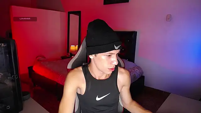 Snapshot of santiago_cutex chatting on 27, 5, 2026 santiago cutex online show from 27, 5, 2026