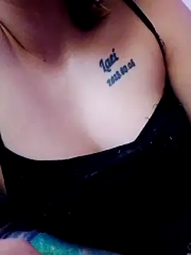 Themaskedgirl21 online show from 25, 2, 2026