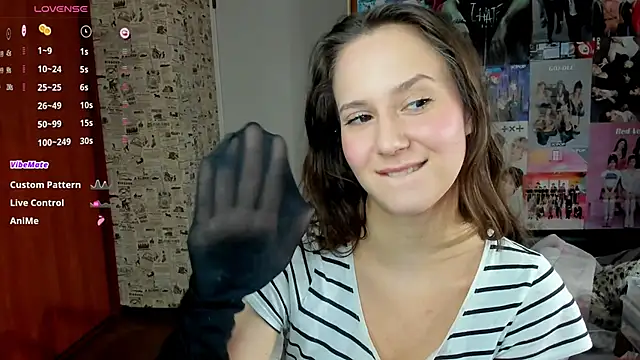 LucyRose3 online show from 22, 10, 2025