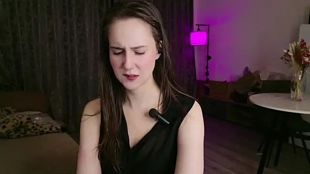 LucyRose3 online show from 13, 4, 2026