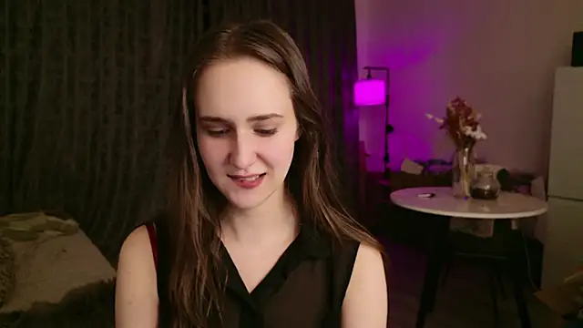 LucyRose3 online show from 22, 4, 2026