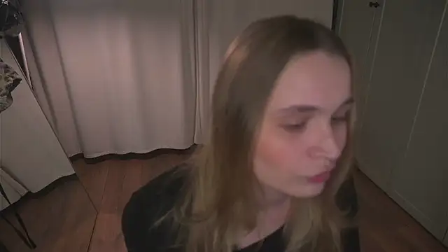 lisa schiele online show from 22, 4, 2026