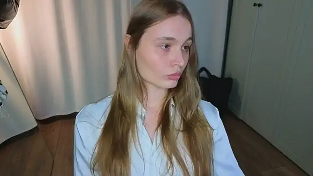 Snapshot of lisa_schiele chatting on 19, 5, 2026 lisa schiele online show from 19, 5, 2026