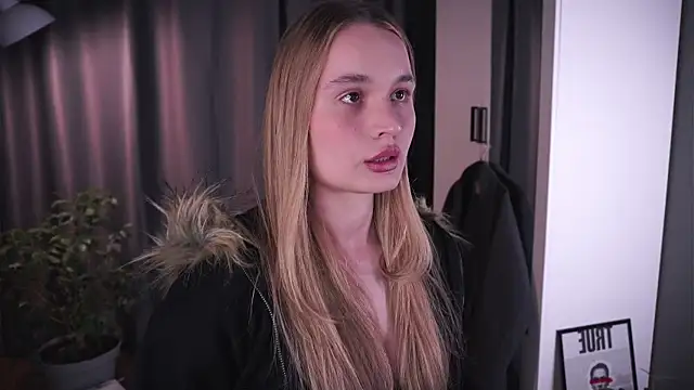 lisa schiele online show from 4, 11, 2025