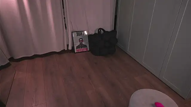 lisa schiele online show from 11, 3, 2026