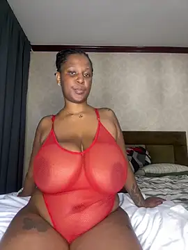 Snapshot of sexyBoobies98 chatting on 18, 10, 2025 sexyBoobies98 online show from 18, 10, 2025