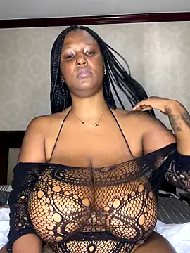 Snapshot of sexyBoobies98 chatting on 20, 10, 2025 sexyBoobies98 online show from 20, 10, 2025