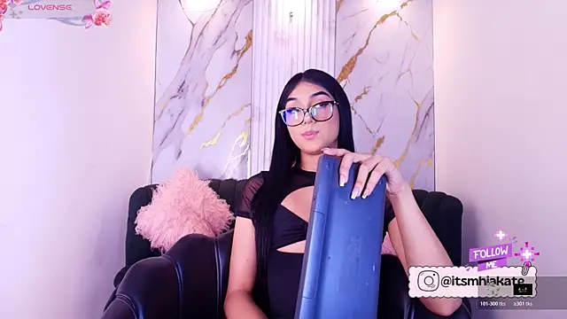 Snapshot of Mhiaa_Sweet chatting on 18, 5, 2026 Mhiaa Sweet online show from 18, 5, 2026