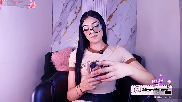 Snapshot of Mhiaa_Sweet chatting on 21, 5, 2026 Mhiaa Sweet online show from 21, 5, 2026