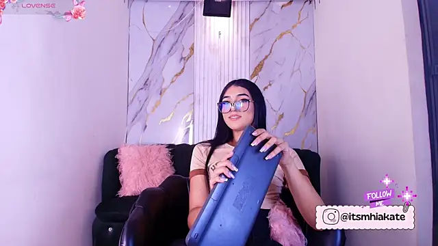 Snapshot of Mhiaa_Sweet chatting on 25, 5, 2026 Mhiaa Sweet online show from 25, 5, 2026