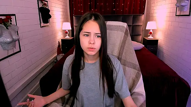 UliaNeer online show from 9, 11, 2025