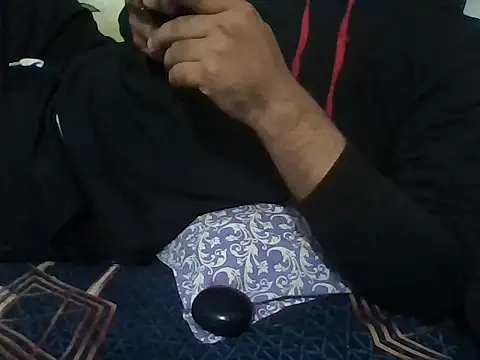 Snapshot of aarav_013 chatting on 24, 4, 2026 aarav 013 online show from 24, 4, 2026