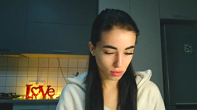EvaMelnik online show from 1, 10, 2025