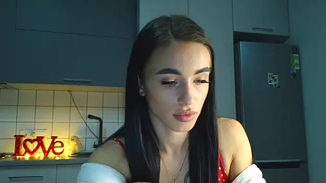 EvaMelnik online show from 12, 9, 2025