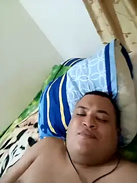 Snapshot of Andresdavid33 chatting on 20, 9, 2025 Andresdavid33 online show from 20, 9, 2025