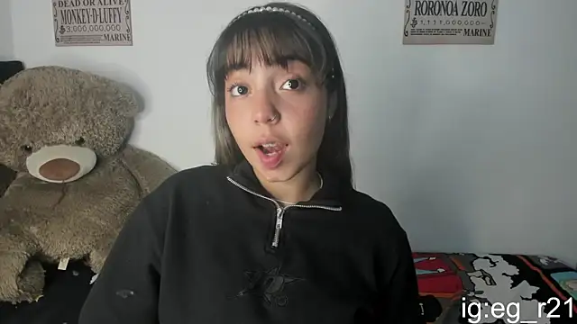 Snapshot of emma_grays2 chatting on 6, 5, 2026 emma grays2 online show from 6, 5, 2026