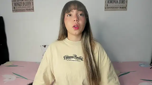 Snapshot of emma_grays2 chatting on 26, 5, 2026 emma grays2 online show from 26, 5, 2026