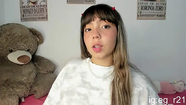 Snapshot of emma_grays2 chatting on 25, 4, 2026 emma grays2 online show from 25, 4, 2026