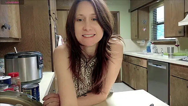 MommyGoddessL online show from 11, 11, 2025