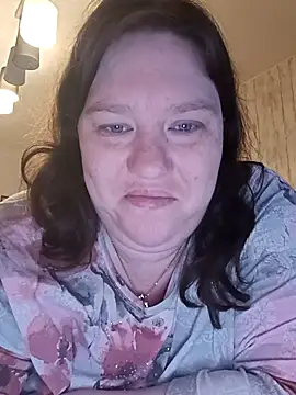 Feuchtekitty92xh online show from 10, 10, 2025