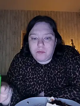 Feuchtekitty92xh online show from 19, 12, 2025