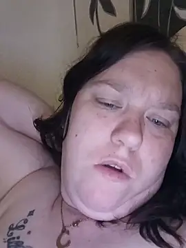 Feuchtekitty92xh online show from 13, 10, 2025