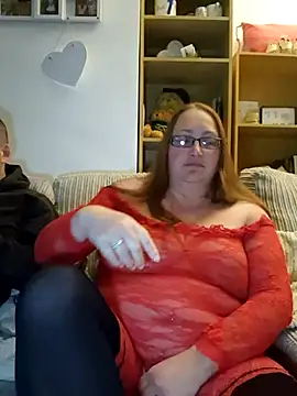 Luscious-LucyXX online show from 19, 4, 2026